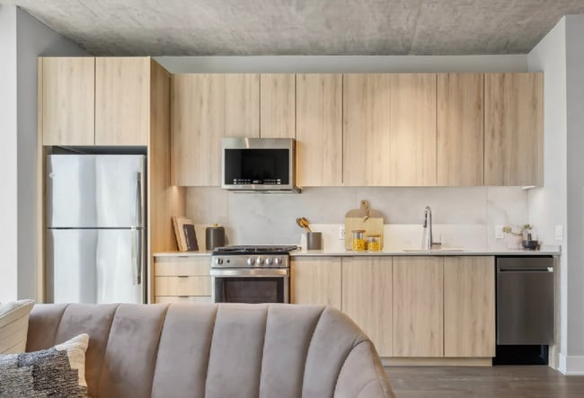 property at 1043 W Van Buren St