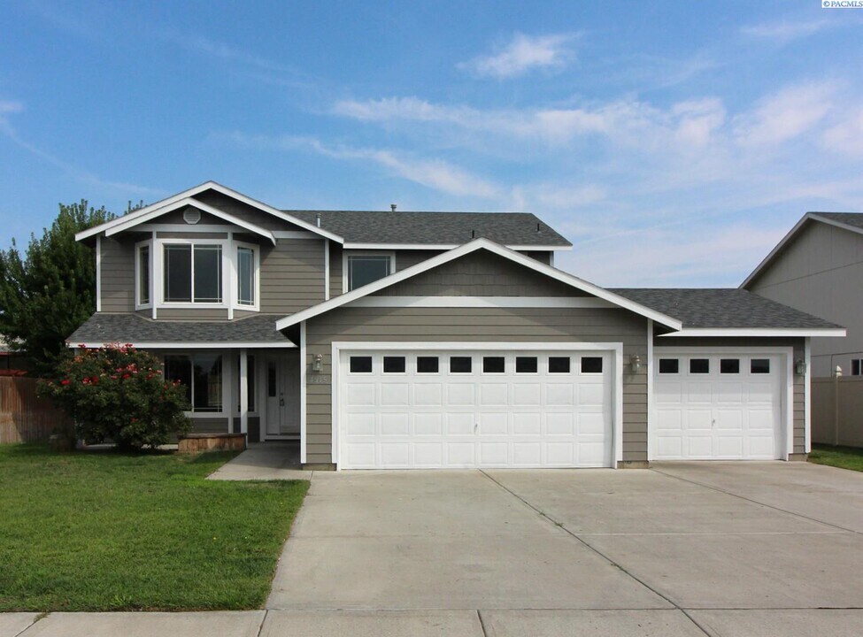 4515 Campolina Ln in Pasco, WA - Building Photo