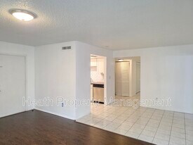 605 N Keene Rd in Clearwater, FL - Building Photo