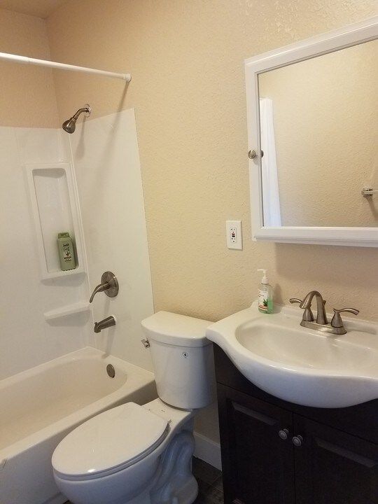 32 N 9th Ave-Unit -A in Brighton, CO - Building Photo