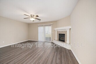 5930 NW 91st Terrace in Kansas City, MO - Building Photo - Building Photo