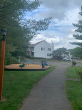204 Columbia Common in Hillsborough, NJ - Building Photo - Building Photo