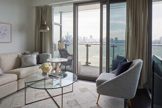 390 Cherry St in Toronto, ON - Building Photo - Building Photo