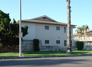 Casa Grande in Anaheim, CA - Building Photo - Building Photo