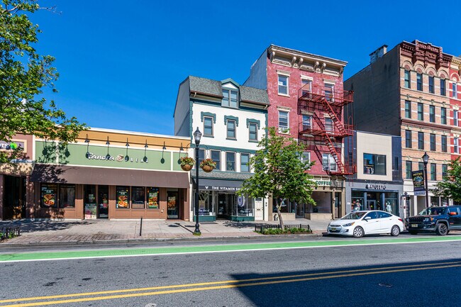 312 Washington St in Hoboken, NJ - Building Photo - Building Photo