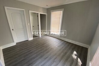 4833 Greenwood Terrace in Cincinnati, OH - Building Photo - Building Photo