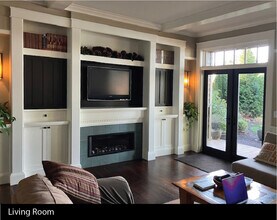 270 Olympic Dr SE in Bainbridge Island, WA - Building Photo - Building Photo