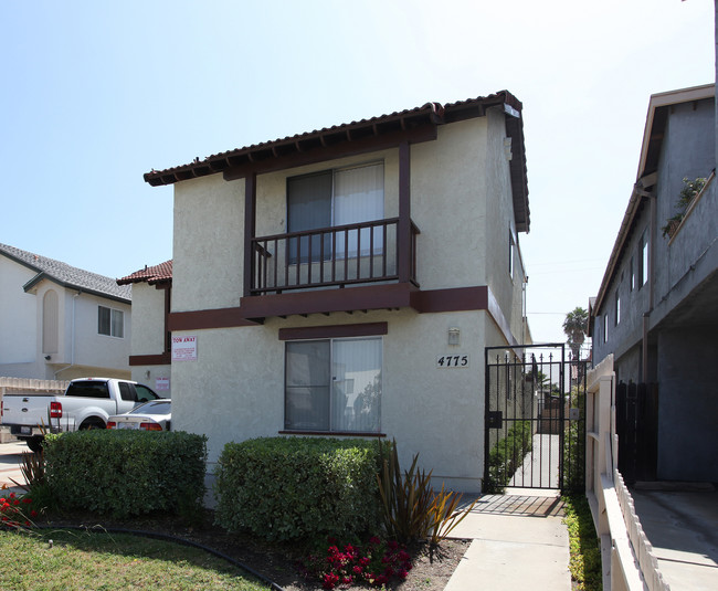 4775 Wilson Ave in San Diego, CA - Building Photo - Building Photo