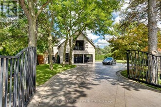 3 Oakbank Rd in Vaughan, ON - Building Photo - Building Photo