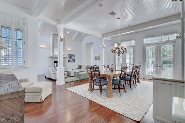 1551 Gulf Shore Blvd S in Naples, FL - Building Photo - Building Photo