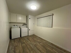 1307 W 7th St in Los Angeles, CA - Building Photo - Building Photo