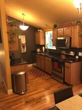 29748 4th Ave S, Unit 3 bed 2 bath Upper unit in Federal Way, WA - Foto de edificio - Building Photo