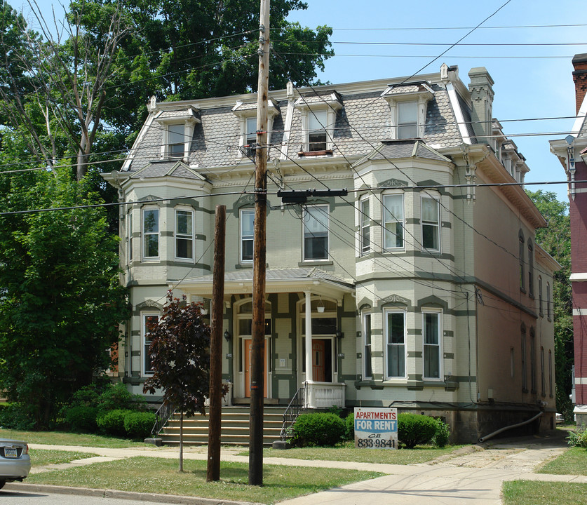 332 W 6th St in Erie, PA - Foto de edificio