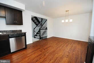 5312 Avalon Pl in Alexandria, VA - Building Photo - Building Photo