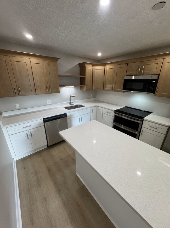 18 Southeast Ct, Unit 18 Southeast Court