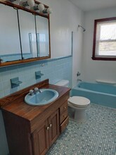 62 Briarwood Rd in Bristol, CT - Building Photo - Building Photo