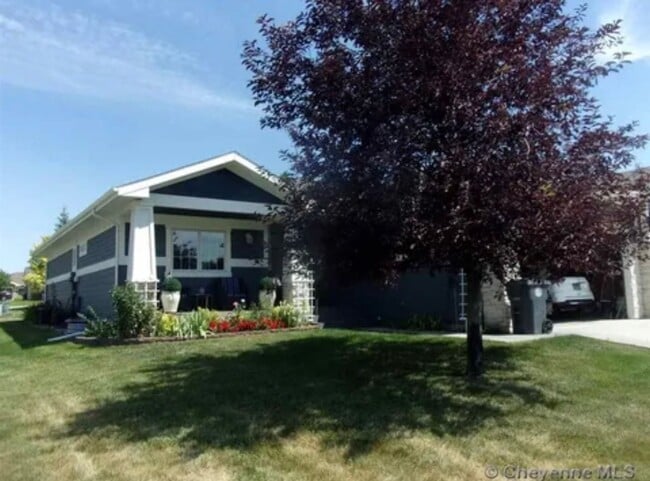 property at 900 Whispering Hills