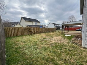 22 Countryview Est in Winfield, WV - Building Photo - Building Photo