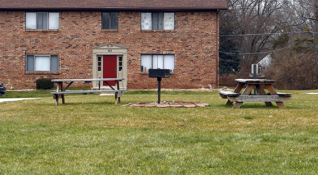 Orchard Apartments in Muncie, IN - Building Photo - Building Photo