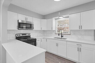 1820 Oakwood Ave in Columbus, OH - Building Photo - Building Photo