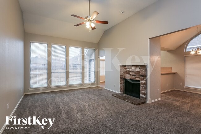 136 Woodcreek Dr in Rockwall, TX - Building Photo - Building Photo