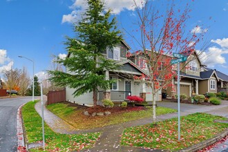 18744 Nutmeg Lane in Oregon City, OR - Building Photo - Building Photo