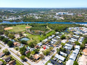 2009 Sheffield Ct in Oldsmar, FL - Building Photo - Building Photo