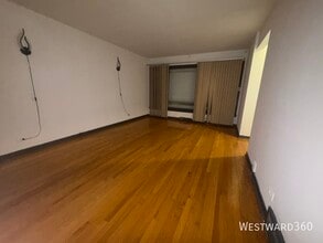13820 S Tracy Ave in Riverdale, IL - Building Photo - Building Photo