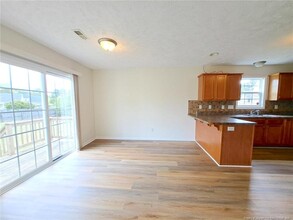 206 Sandspur Ct in Raeford, NC - Foto de edificio - Building Photo
