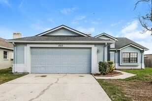 1821 NW 109th Ave in Plantation, FL - Building Photo