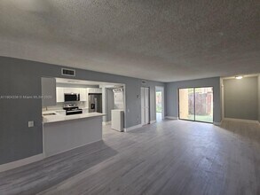 6547 SW 116th Pl in Miami, FL - Building Photo - Building Photo