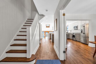 15 Avion Ave in Toronto, ON - Building Photo - Building Photo