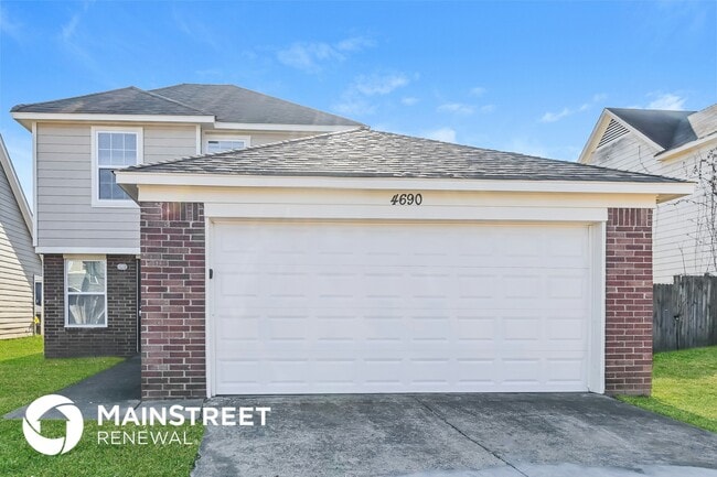 property at 4690 Royal View Dr