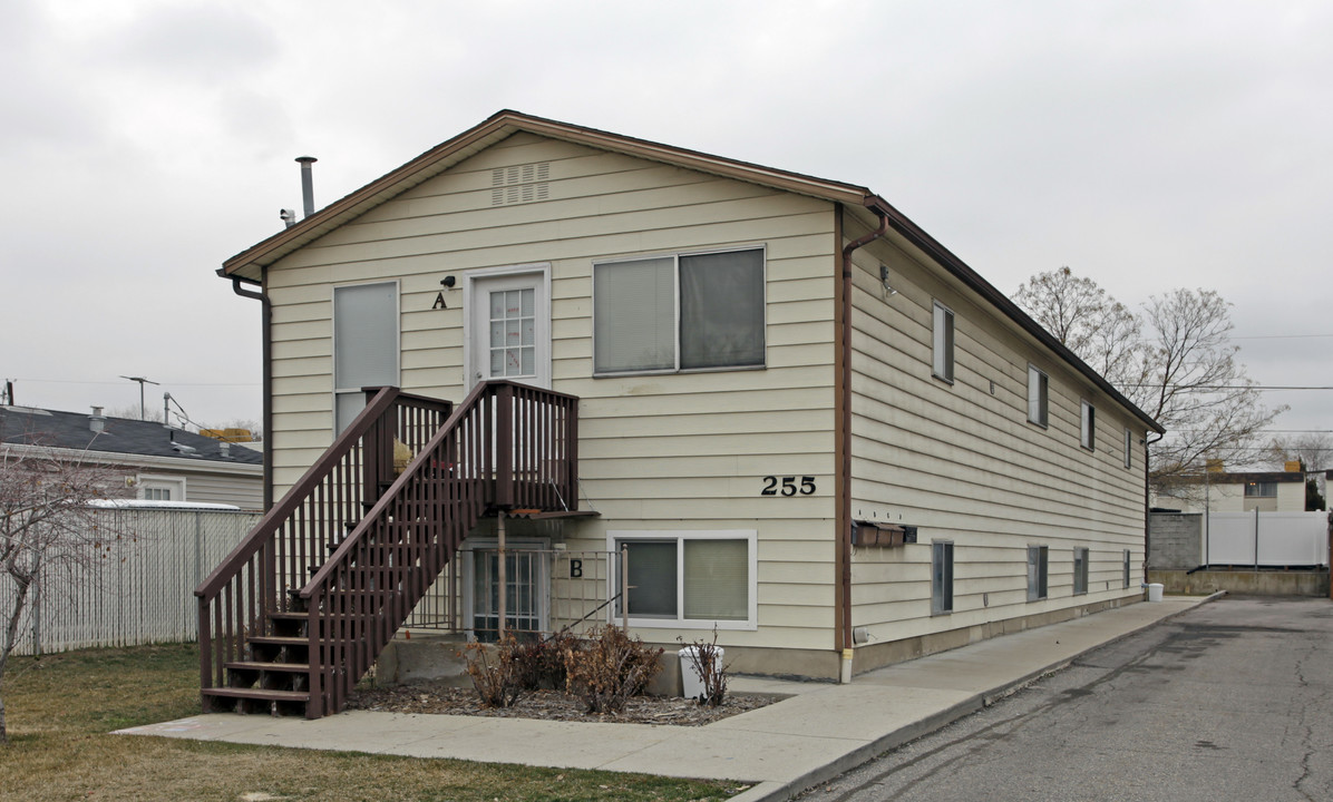 255 E Baird Ave in Salt Lake City, UT - Foto de edificio