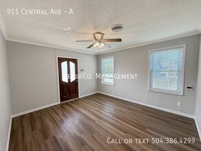 911 Central Ave in Gretna, LA - Building Photo - Building Photo