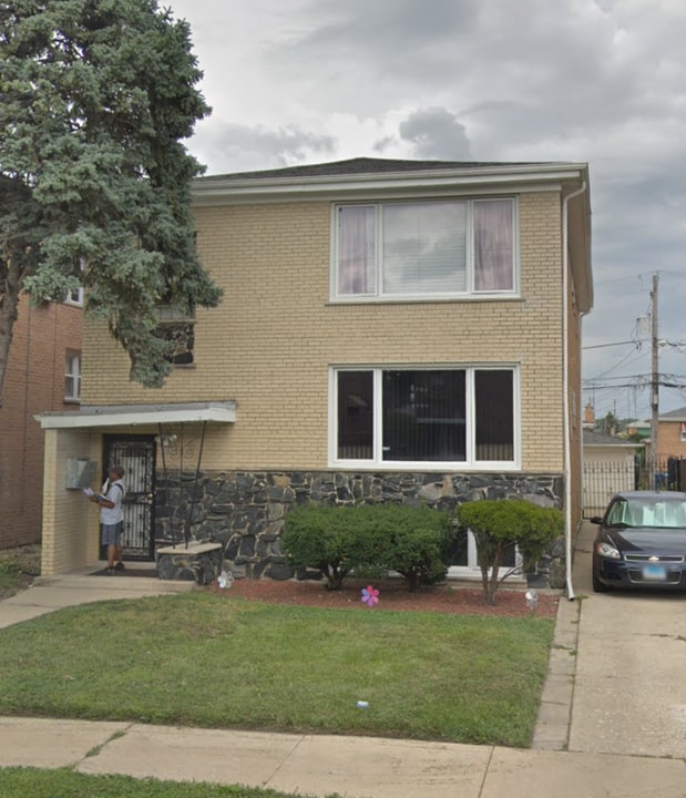 287 Yates Ave in Calumet City, IL - Building Photo