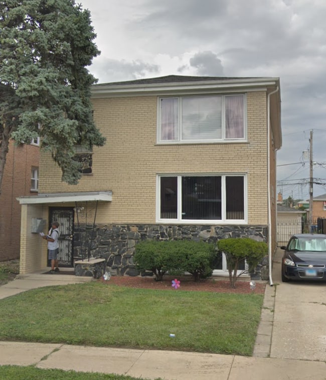 property at 287 Yates Ave