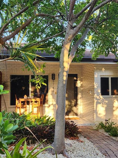 5748 NE 27th Ave in Fort Lauderdale, FL - Building Photo - Building Photo