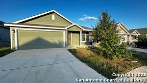 10219 Robbins Crk in San Antonio, TX - Foto de edificio - Building Photo