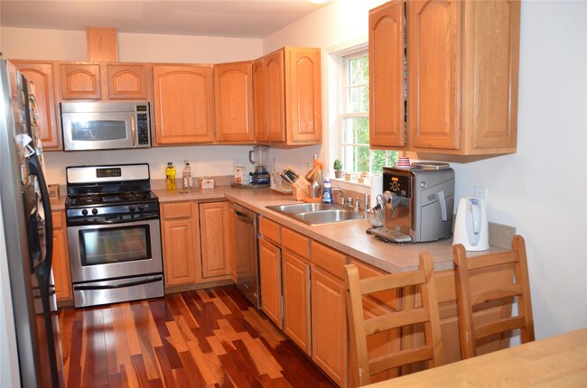 property at 271 Purchase St