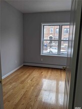 50-64 44th St in Queens, NY - Building Photo - Building Photo