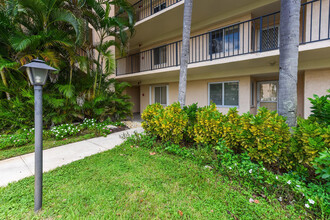 275 Palm Ave in Jupiter, FL - Building Photo - Building Photo