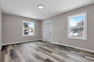 1110 Fairwood Ave in Columbus, OH - Building Photo - Building Photo