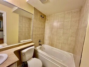 111A 111a Ave in Surrey, BC - Building Photo - Building Photo