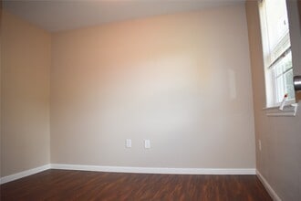 4702 11th St in Bacliff, TX - Building Photo - Building Photo