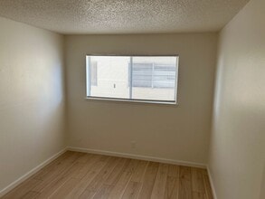 Maple 2 in West Sacramento, CA - Building Photo - Building Photo