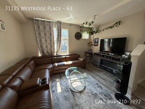 31125 Westridge Pl in Abbotsford, BC - Building Photo - Building Photo