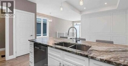 1968 Ethan Ct in Windsor, ON - Building Photo - Building Photo