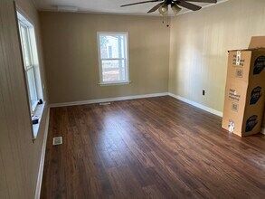 112 Bishop St in Walterboro, SC - Building Photo - Building Photo