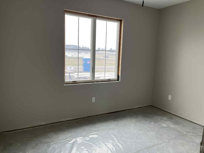 property at 2217 Overlook Rdg Ct